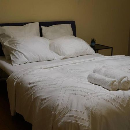 Family Friendly 1 Bed Appartment Bryssel Exteriör bild
