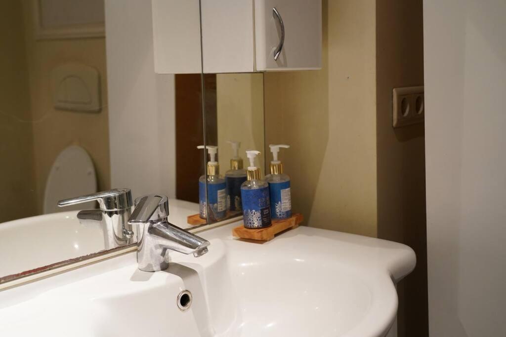 Family Friendly 1 Bed Appartment Bryssel Exteriör bild